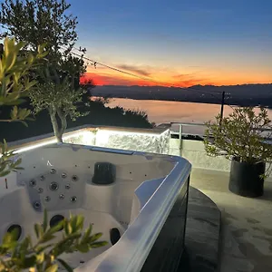 Duplex Avec Terrasse Magnifique Jacuzzi Vue , Roses Espagne
